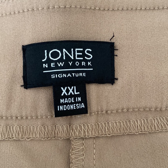 Jones New York Pull on Bermuda Shorts Size XXL. NWOT - Picture 8 of 10